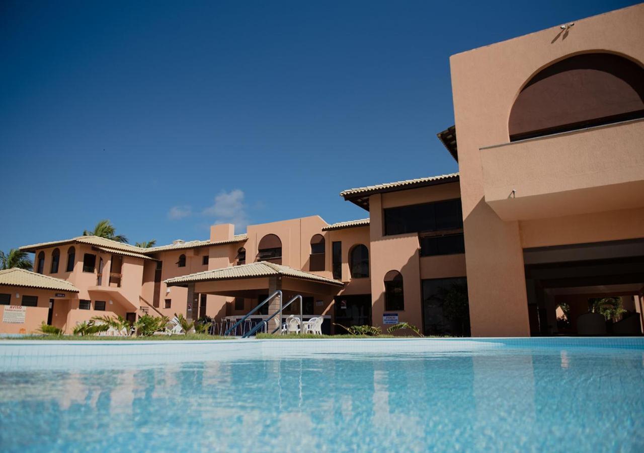 Flat Guarajuba Beira Da Praia Pe Na Areia Exterior photo